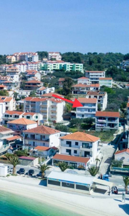 Copacabana Beach Apartments Traù Esterno foto